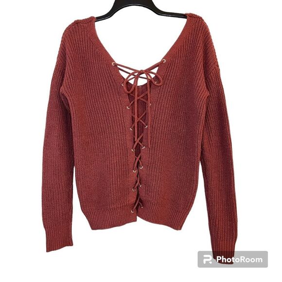 Love by Design Chunky Knit Tie Back Sweater Size Small - Picture 2 of 7